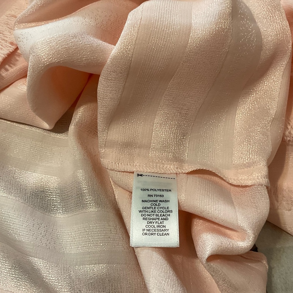 Cupio pale pink fringed blouse. Size Medium - Picture 7 of 7